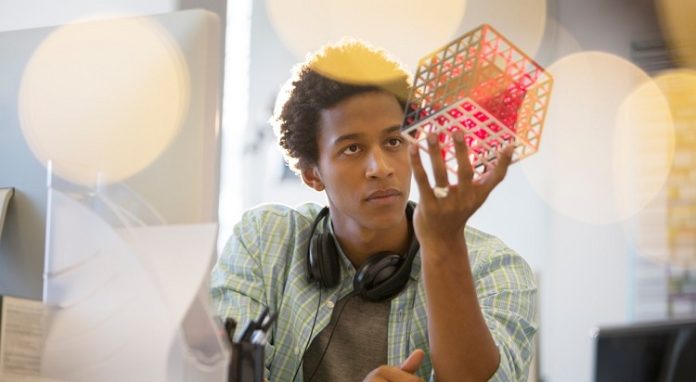 Telefónica Tech accredits Fundación, CEOE’s nanodegrees with blockchain