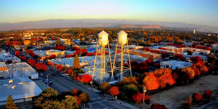 T‑Mobile’s Hometown Grants Program Delivers $18M Across 400 Communities