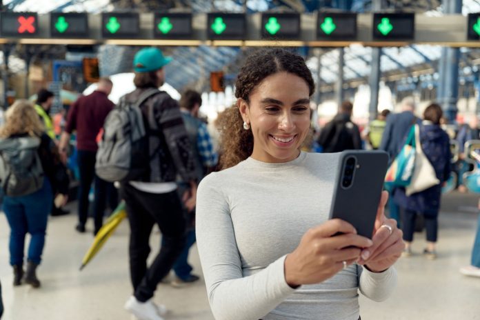 How EE is boosting UK connectivity with 5G+ network innovations