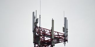 Golden Spectrum, Costly Access | COAI Pushes for Rationalising Pricing of Backhaul Spectrum Telecom Network Tower